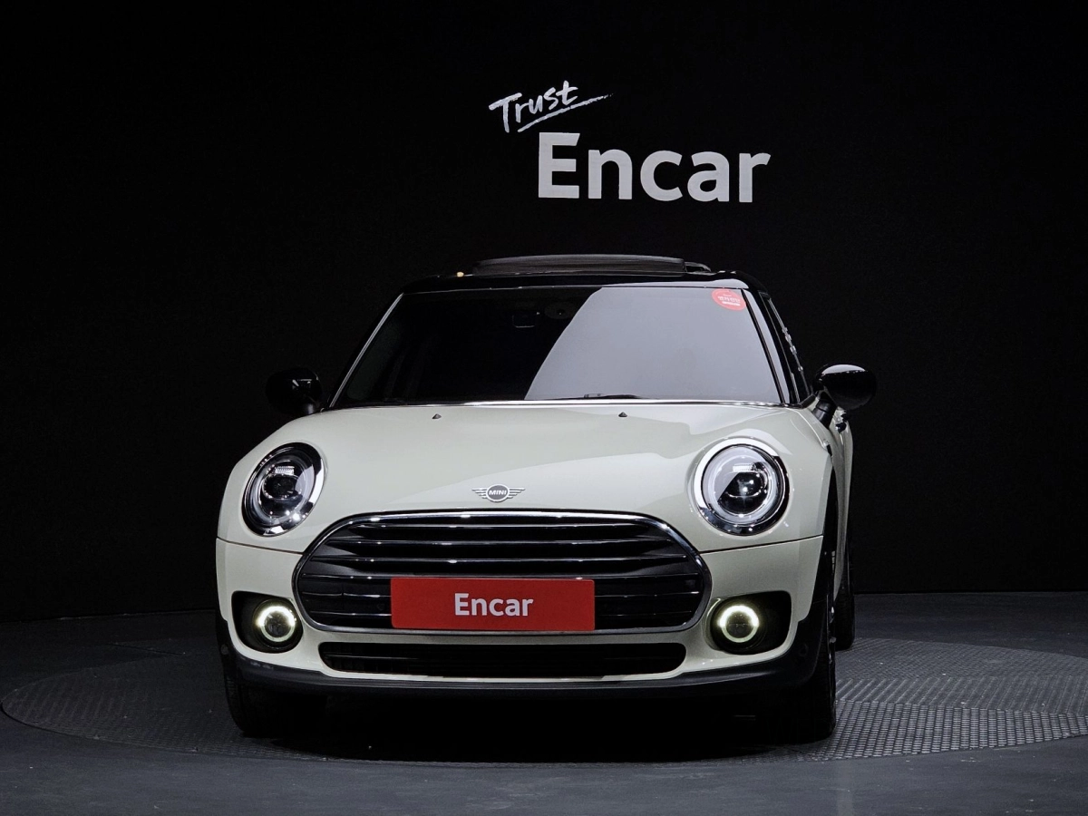 MINI CLUBMAN COOPER D