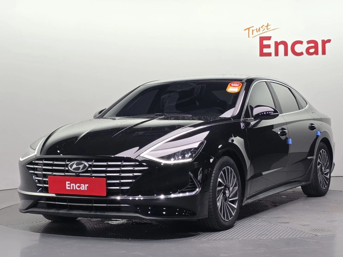 HYUNDAI SONATA HYBRID DN8