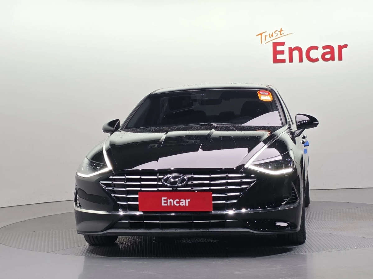 HYUNDAI SONATA HYBRID DN8