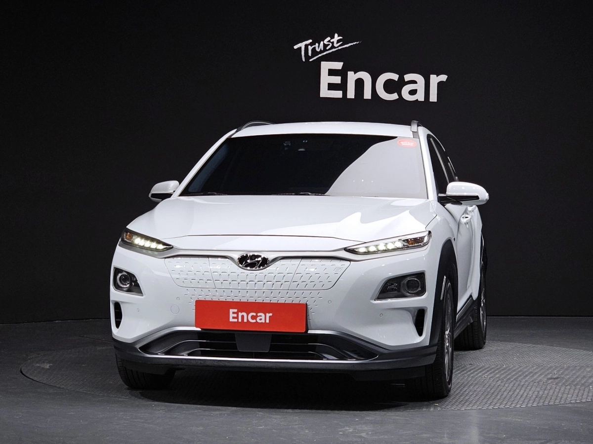 HYUNDAI KONA ELECTRIC