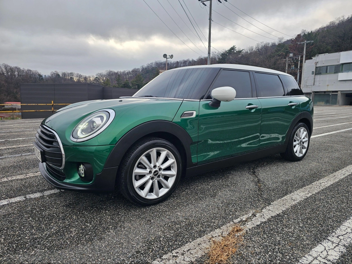 MINI CLUBMAN COOPER D  2020