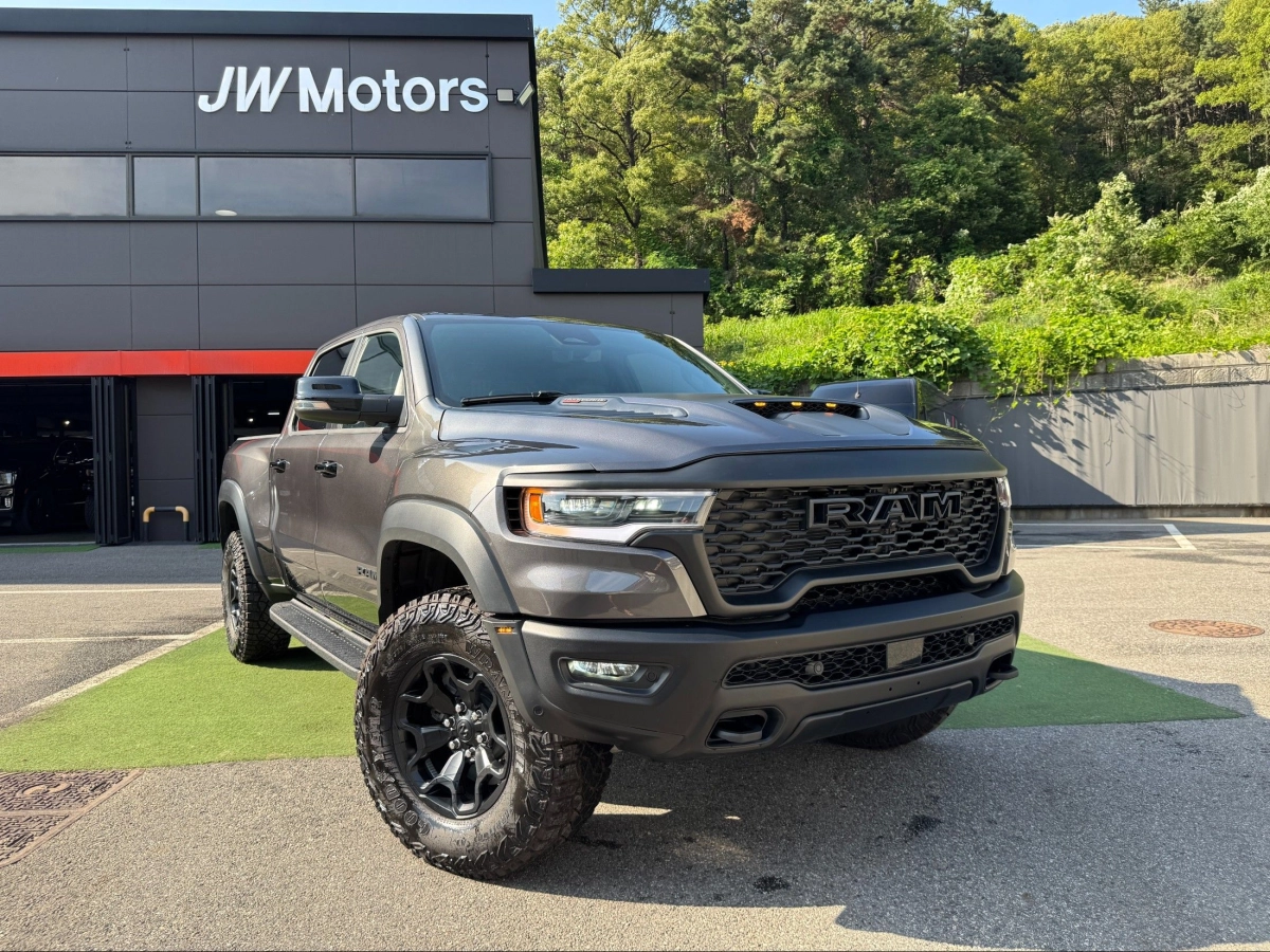 DODGE RAM PICK UP  2025