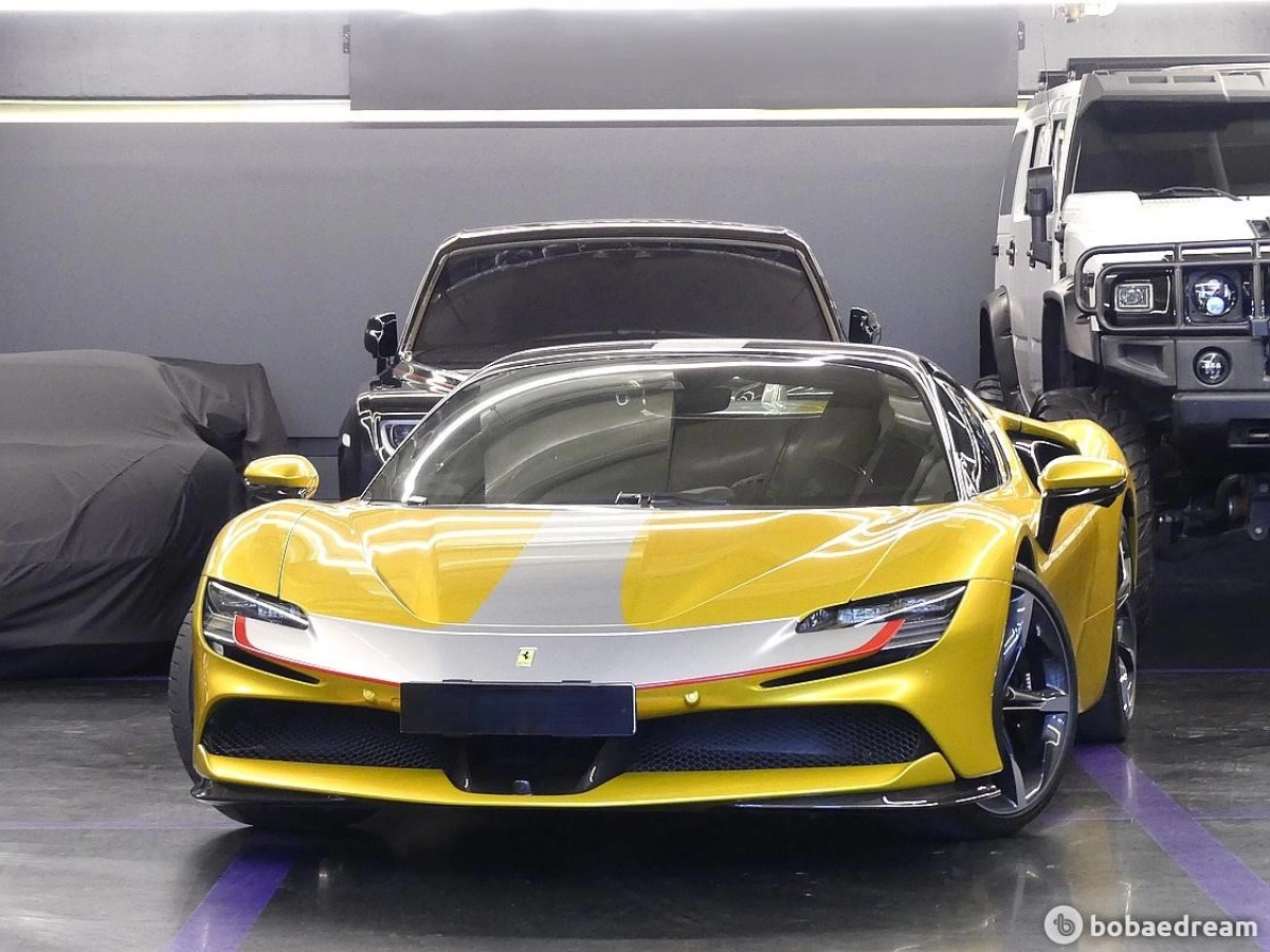 FERRARI SF90 SPIDER