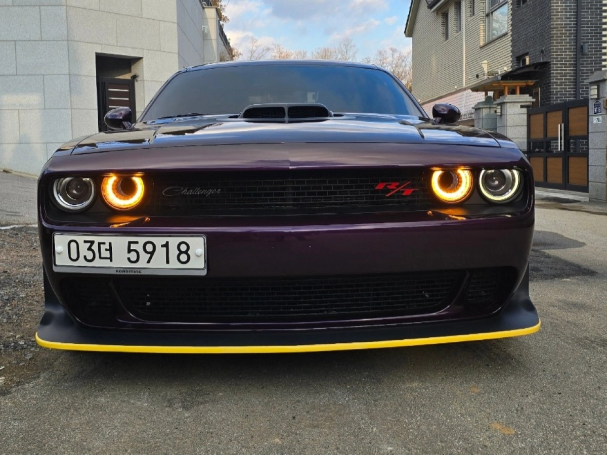 DODGE CHALLENGER
