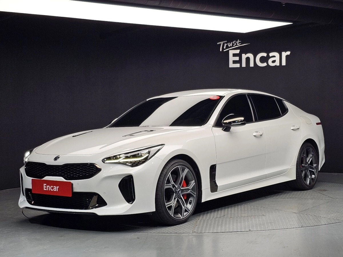KIA STINGER  2020