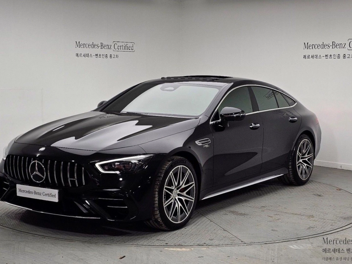 MERCEDES BENZ AMG GT