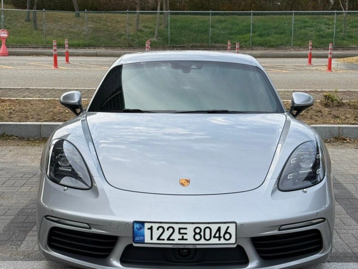 PORSCHE 718 CAYMAN  2022