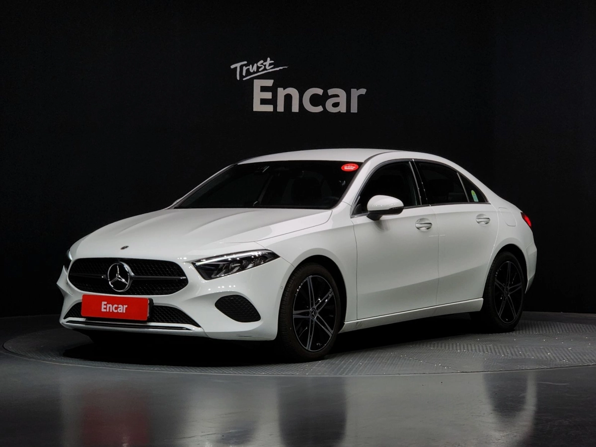 MERCEDES BENZ A-CLASS W177
