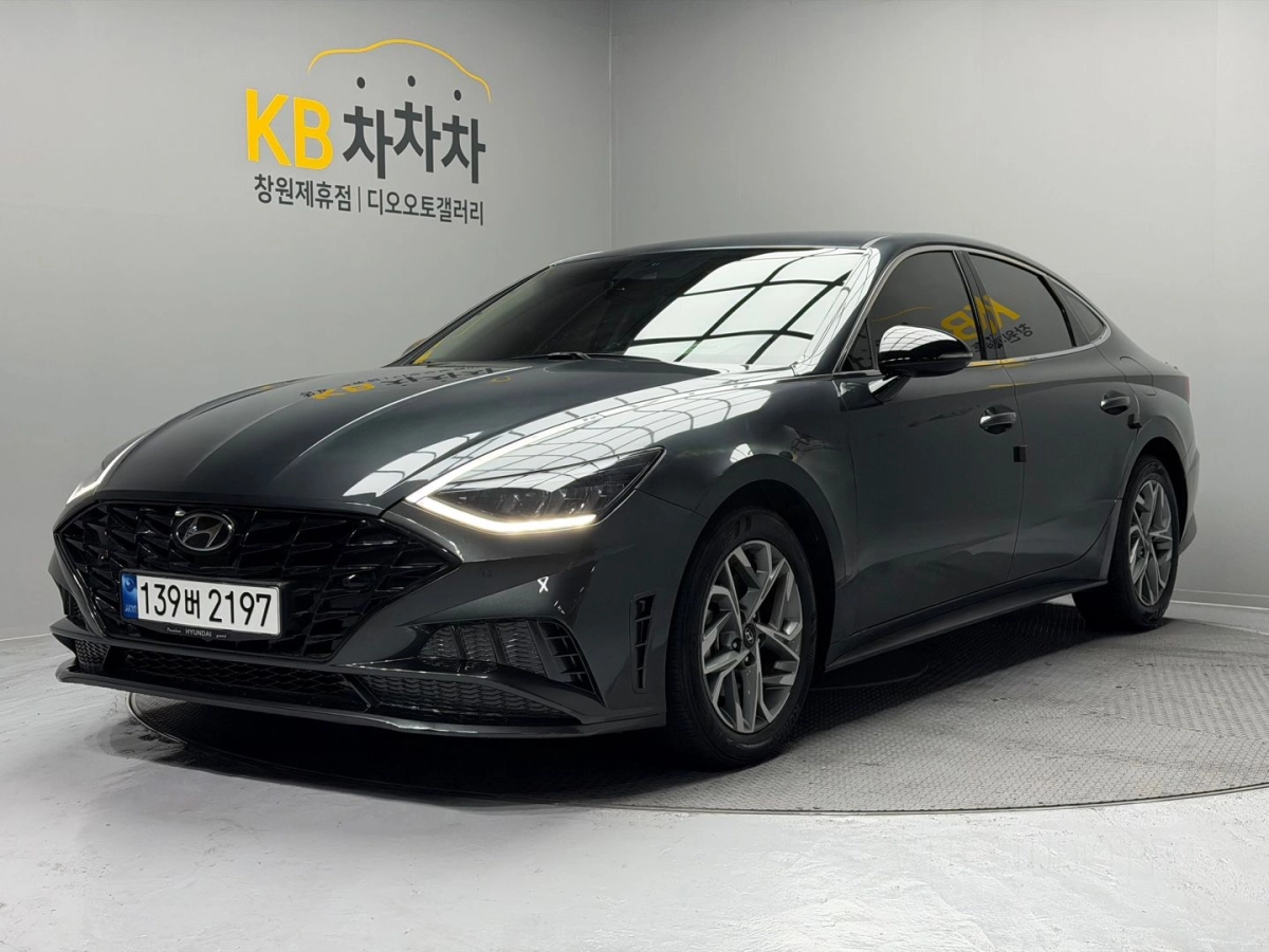 HYUNDAI SONATA DN8  2023