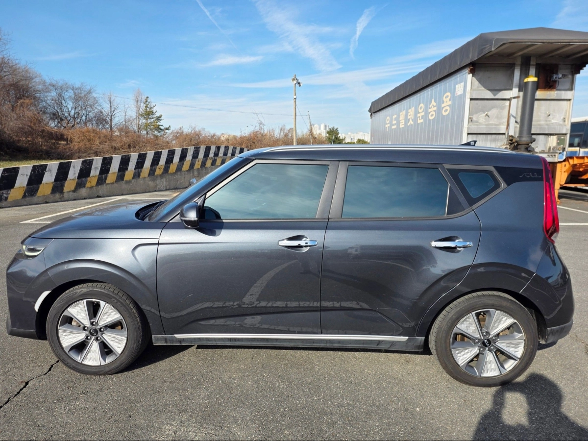 KIA SOUL BOOSTER EV