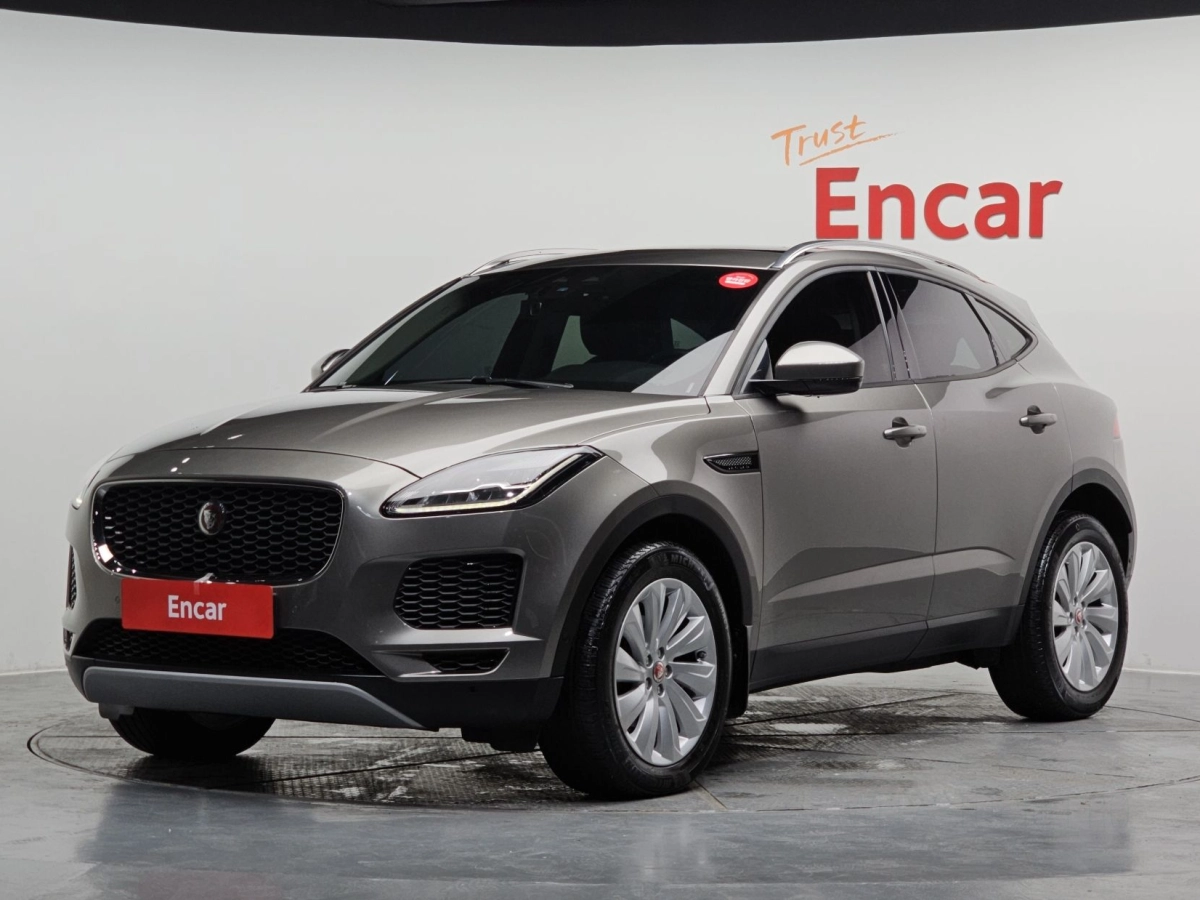 JAGUAR E-PACE