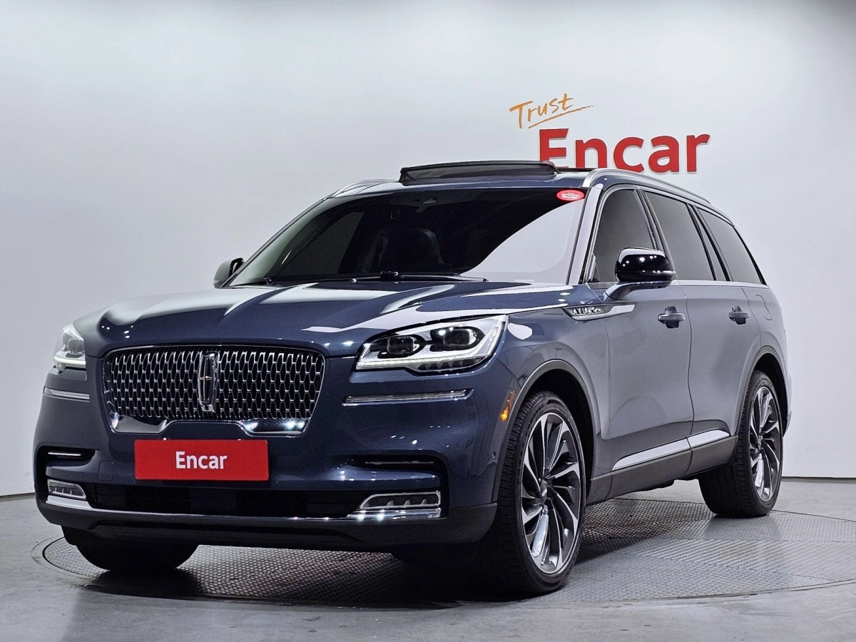 LINCOLN AVIATOR  2020