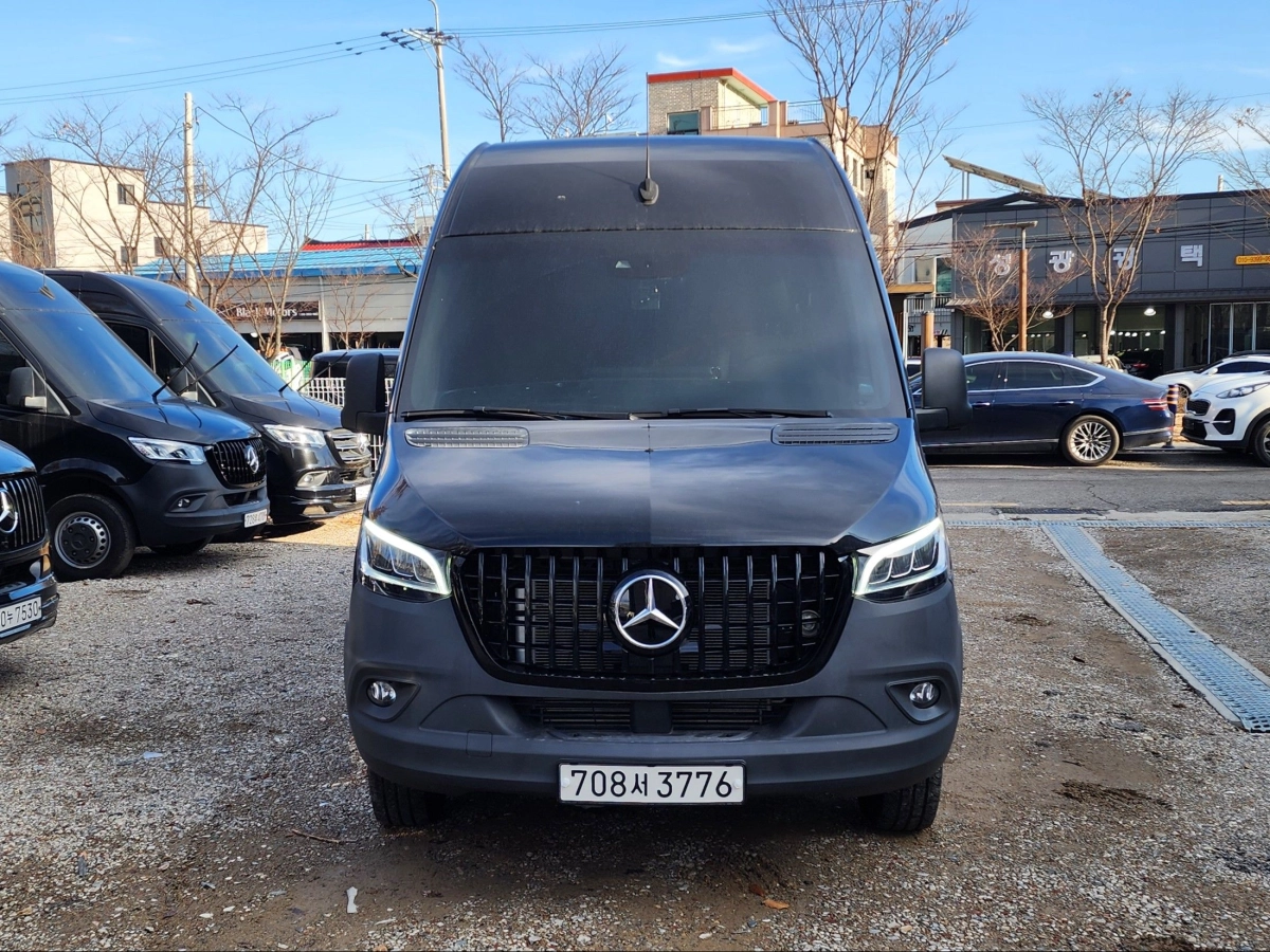MERCEDES BENZ SPRINTER