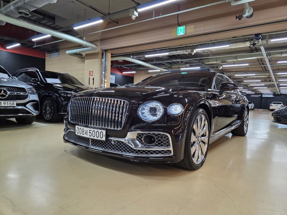 BENTLEY FLYING SPUR