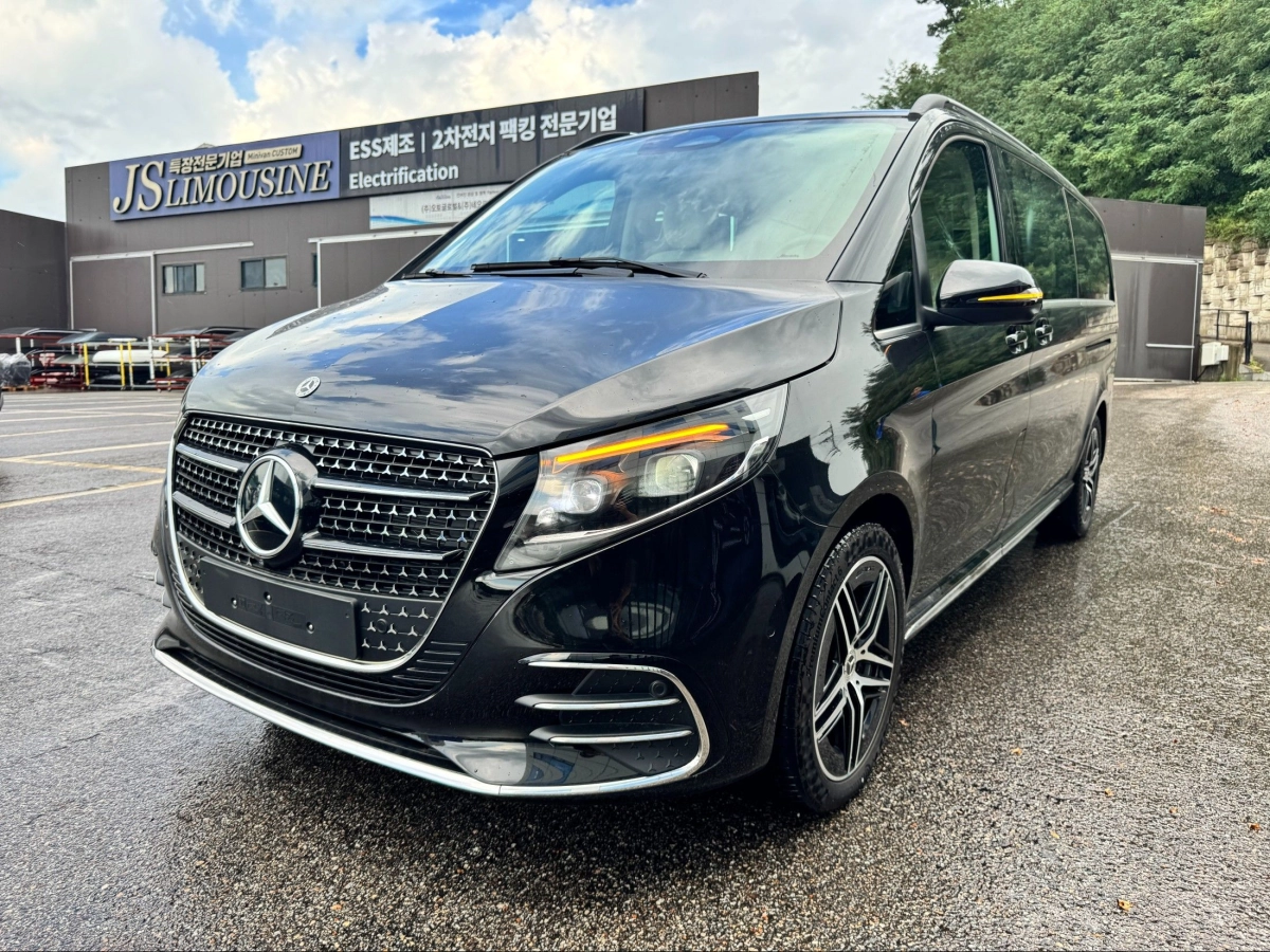 MERCEDES BENZ V-CLASS  2025
