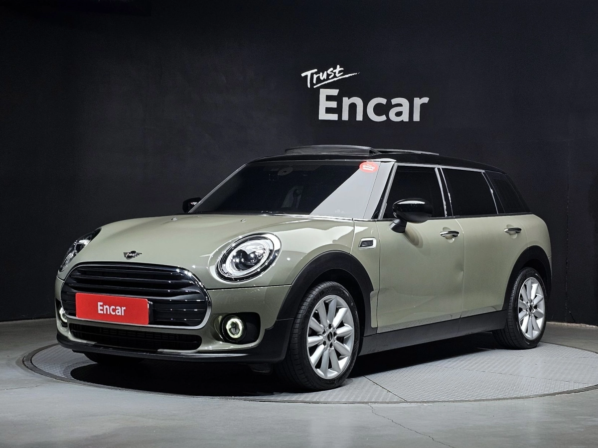 MINI CLUBMAN COOPER D  2020