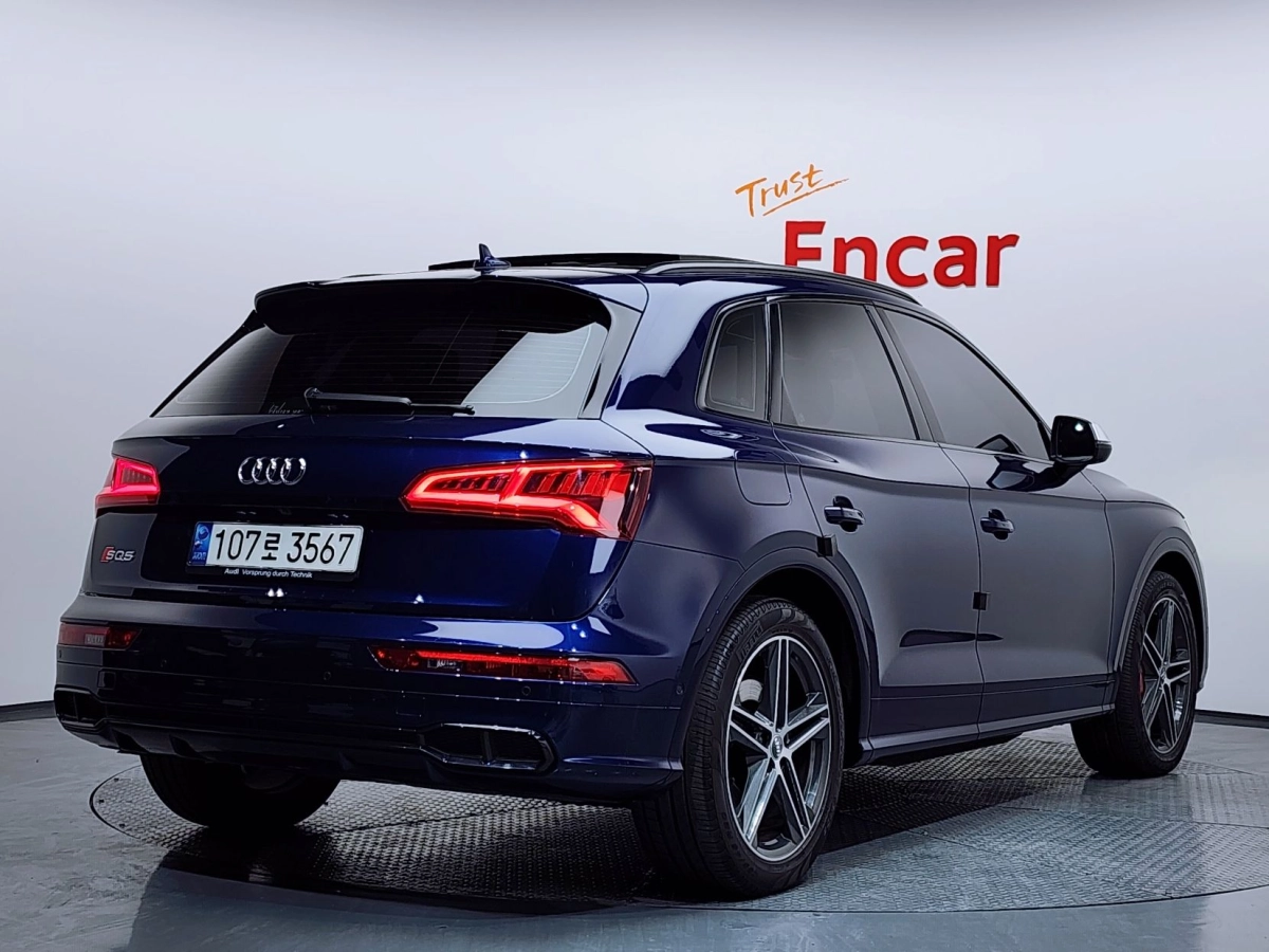 AUDI SQ5 FY