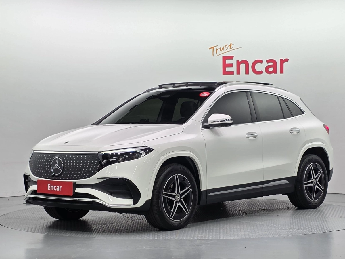 MERCEDES BENZ EQA H243  2024