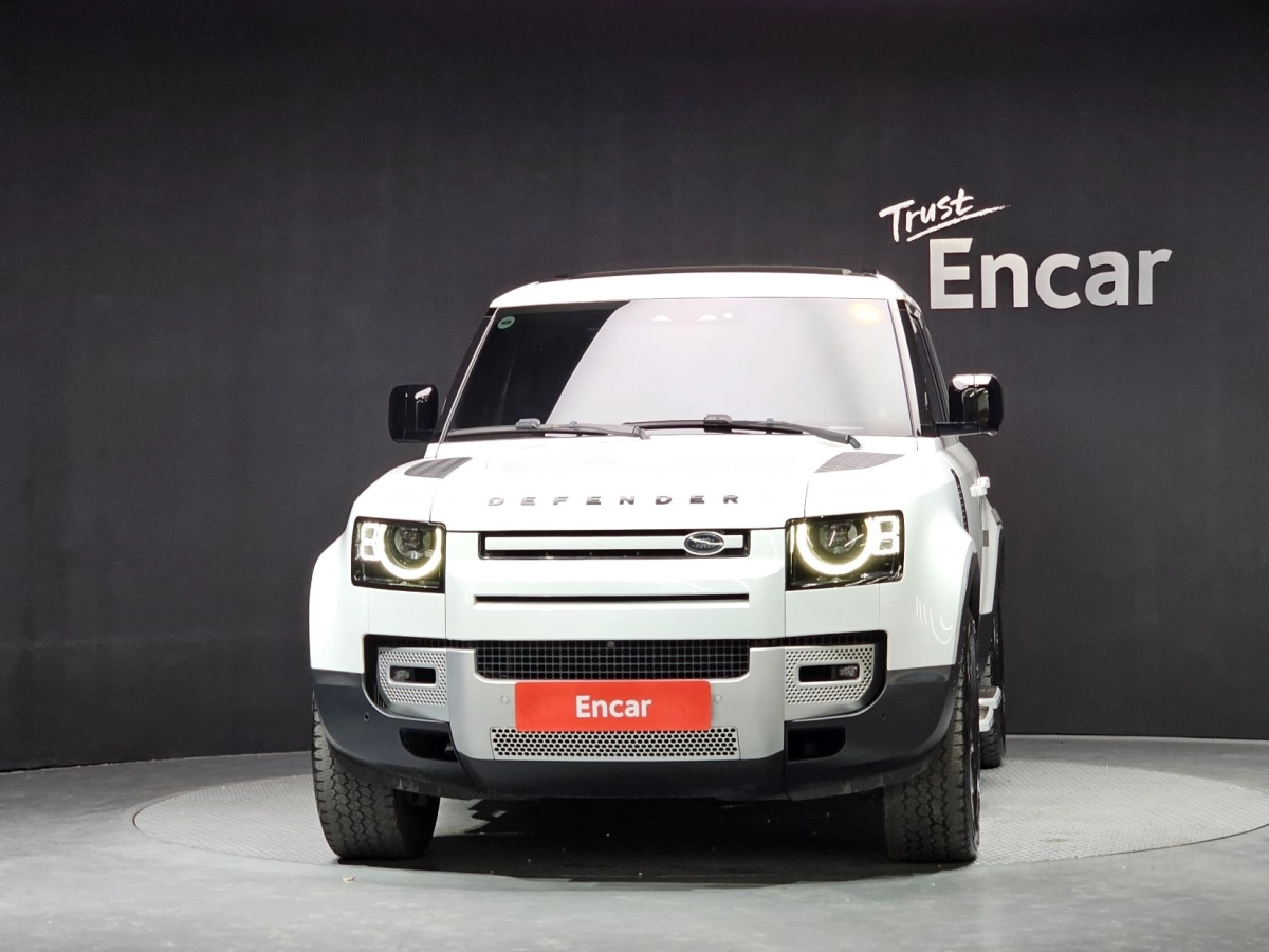 LAND ROVER DEFENDER L663