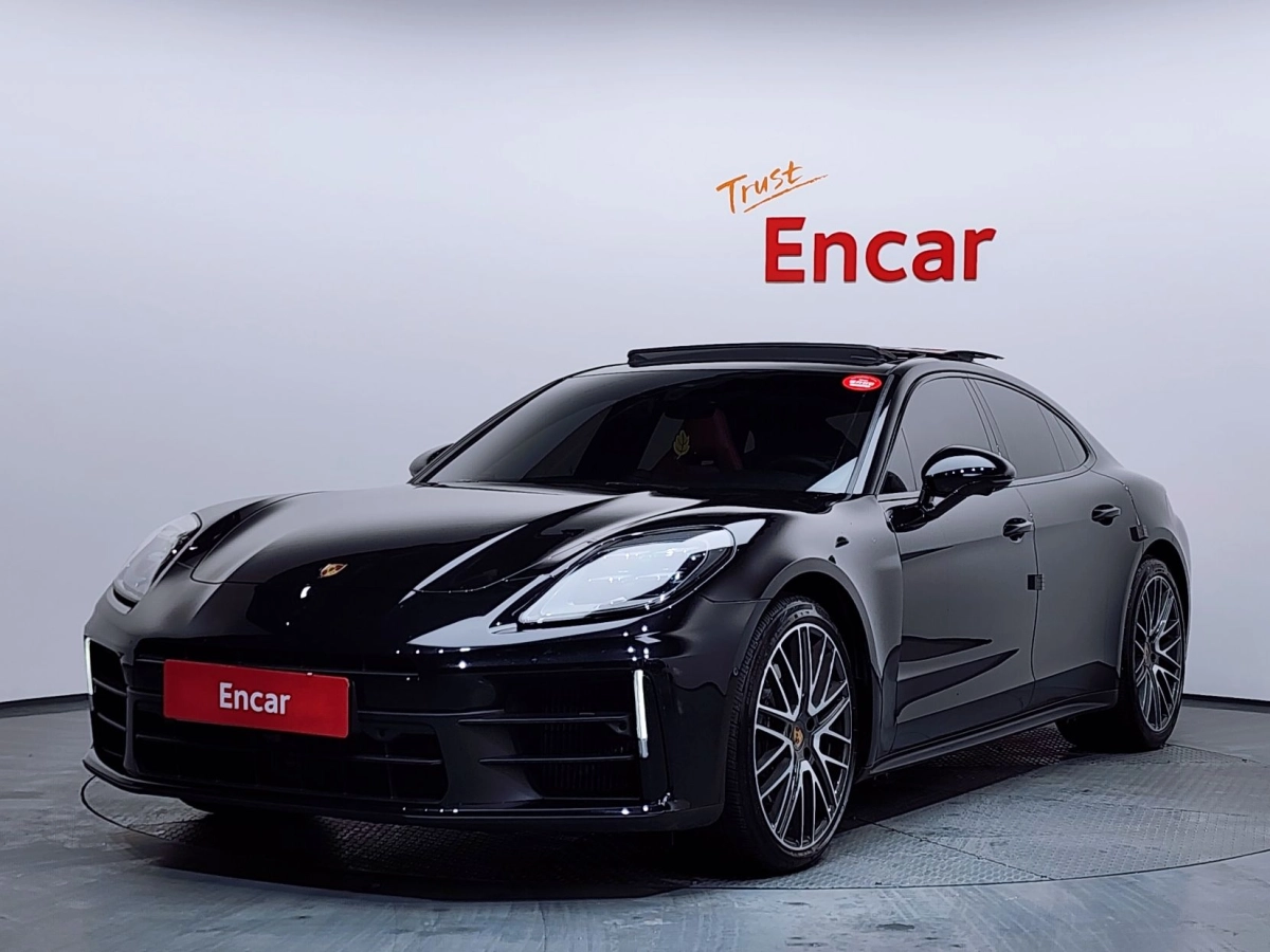 PORSCHE PANAMERA 972  2024