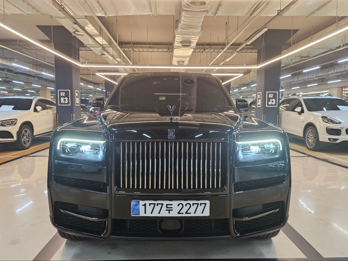 ROLLS ROYCE CULLINAN  2023