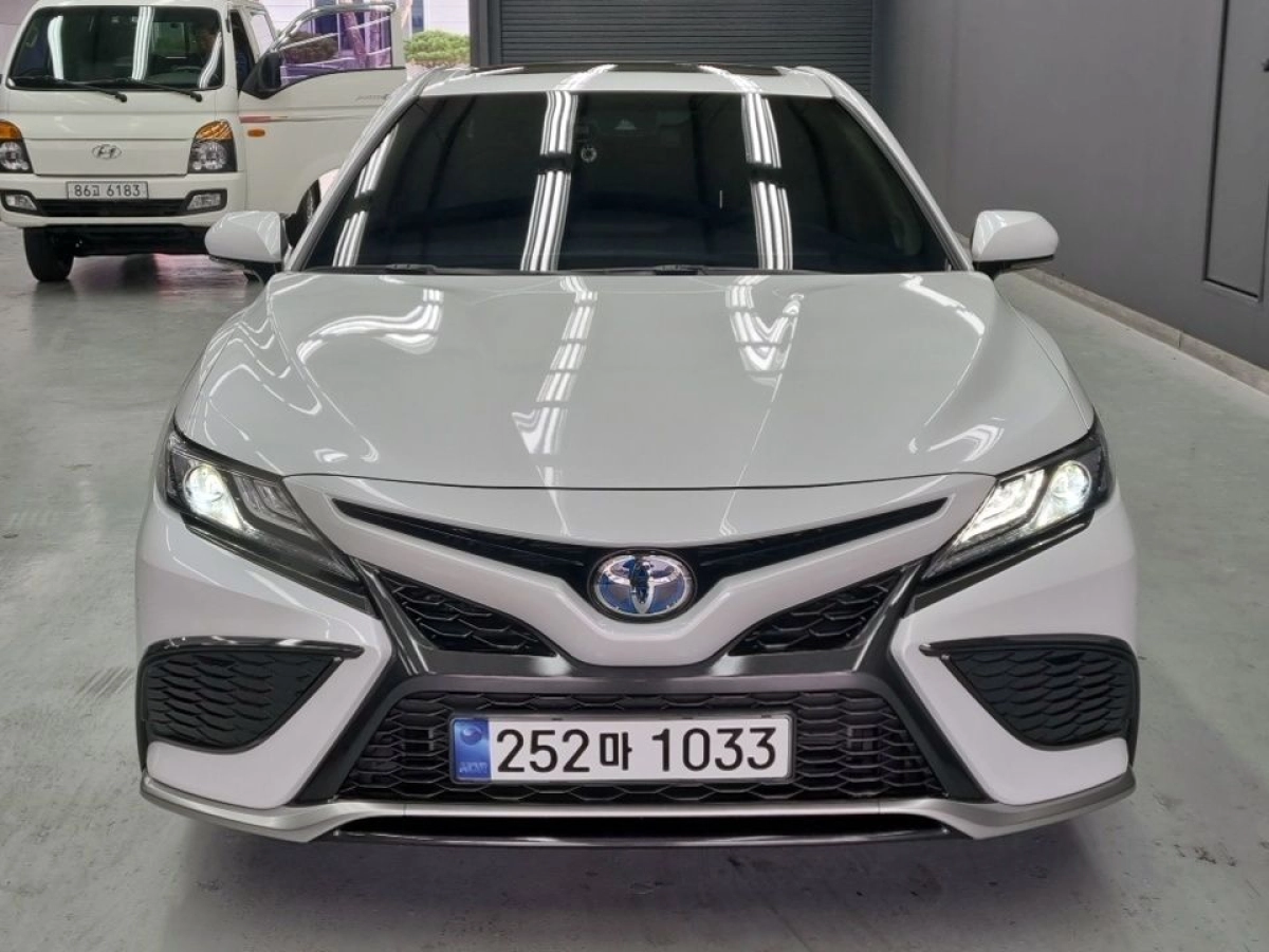 TOYOTA CAMRY XV70