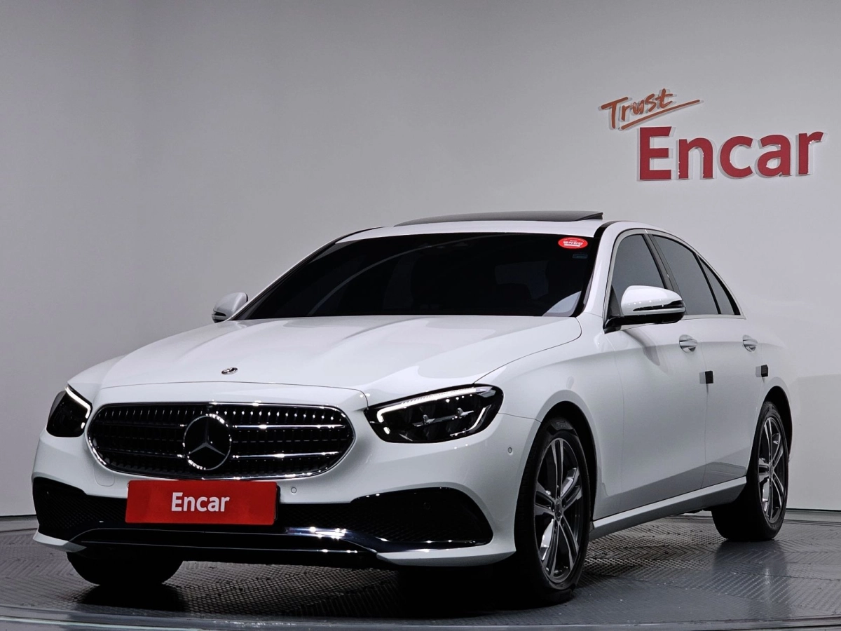 MERCEDES BENZ E-CLASS W213 2023
