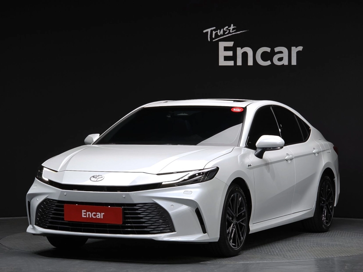 TOYOTA CAMRY XV80 2025