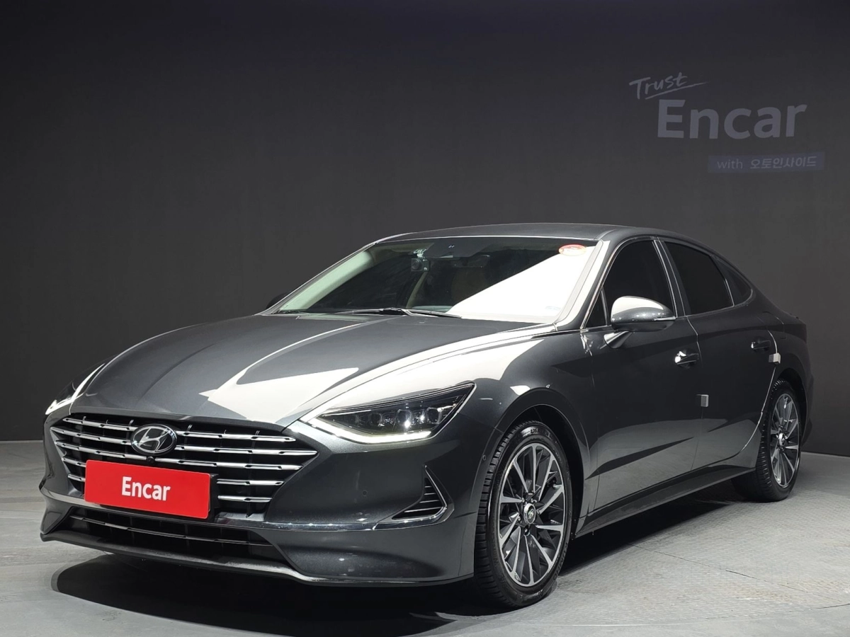 HYUNDAI SONATA HYBRID DN8  2023