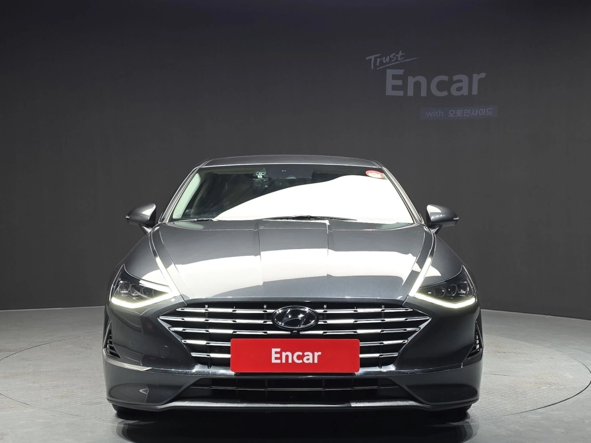 HYUNDAI SONATA HYBRID DN8