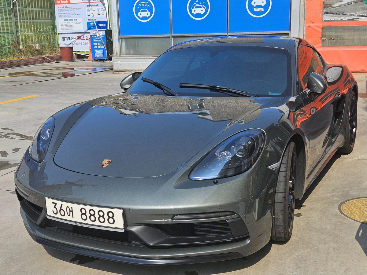 PORSCHE 718 CAYMAN  2023