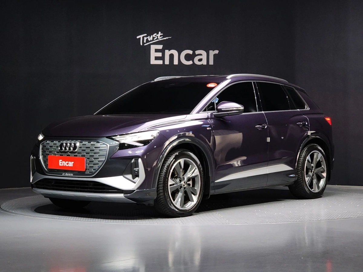 AUDI Q4 E-TRON F4  2022