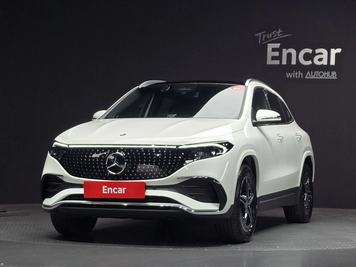 MERCEDES BENZ EQA H243