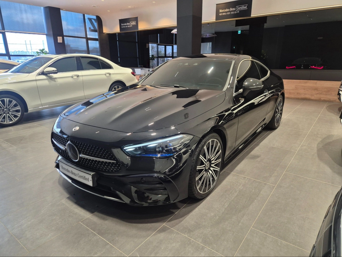 MERCEDES BENZ CLE-CLASS C236  2025