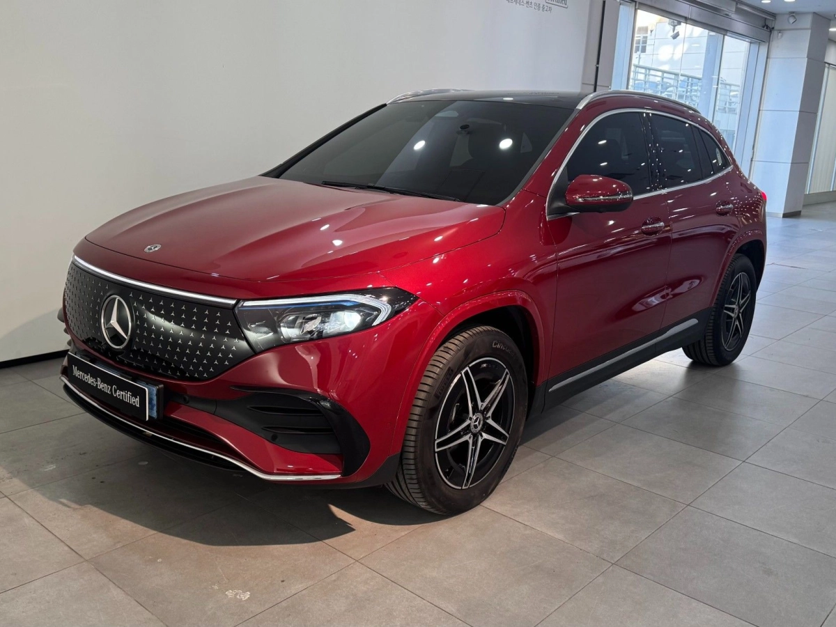 MERCEDES BENZ EQA H243  2025