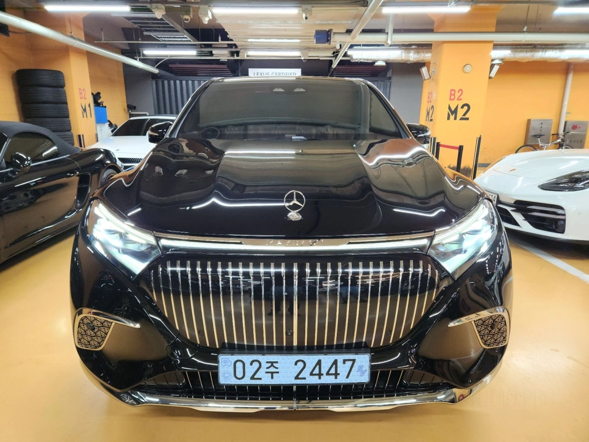 MERCEDES BENZ EQS SUV X296  2025