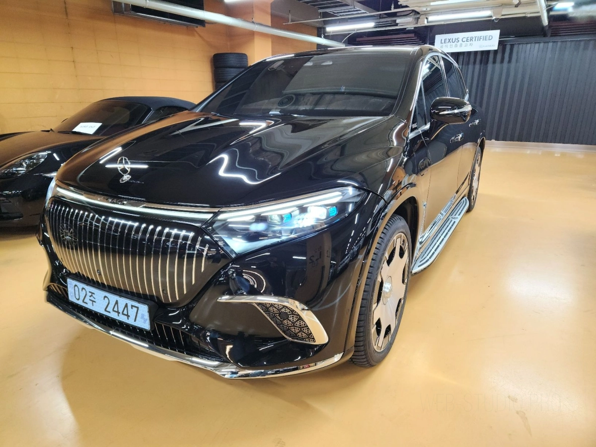 MERCEDES BENZ EQS SUV X296