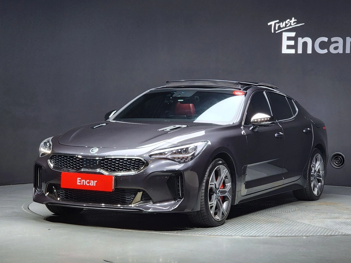 KIA STINGER  2020