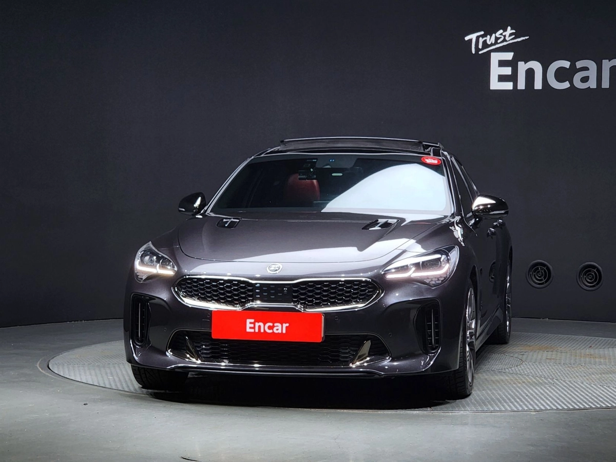 KIA STINGER
