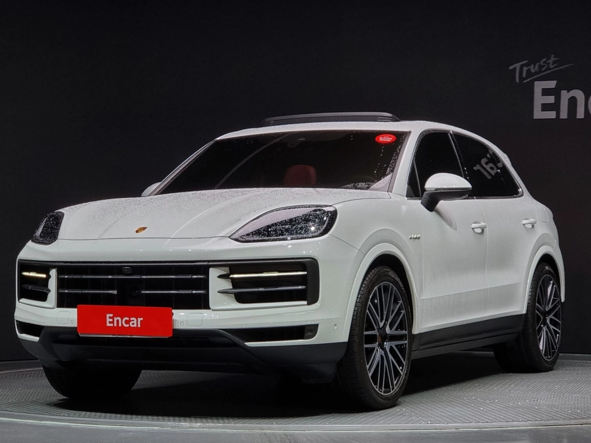 PORSCHE CAYENNE PO536