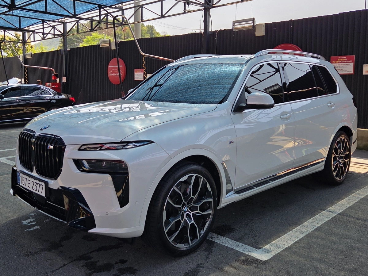 BMW X7 G07