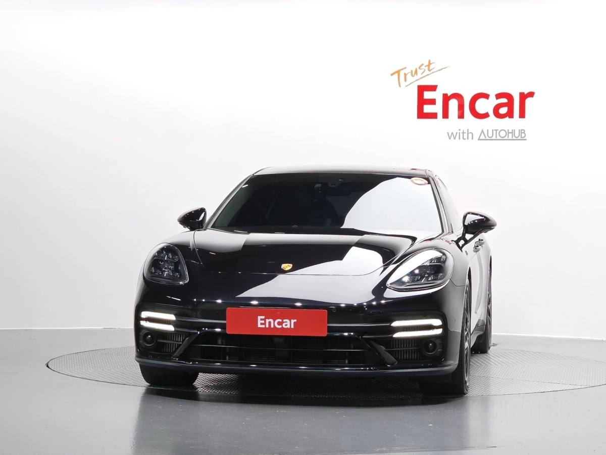 PORSCHE PANAMERA 971