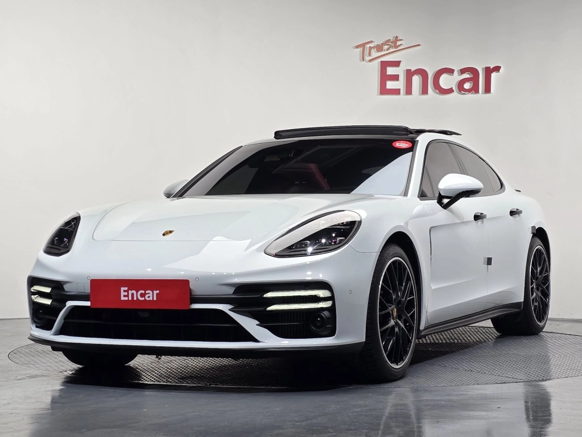 PORSCHE PANAMERA 971