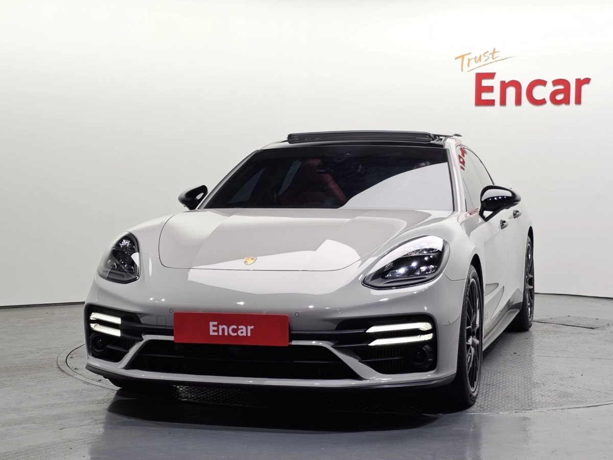 PORSCHE PANAMERA 971