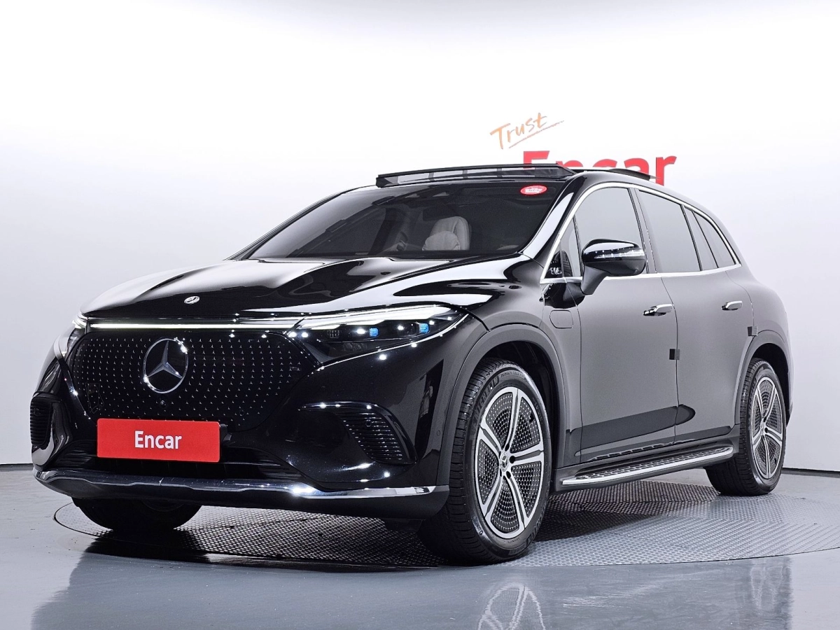 MERCEDES BENZ EQS SUV X296  2023
