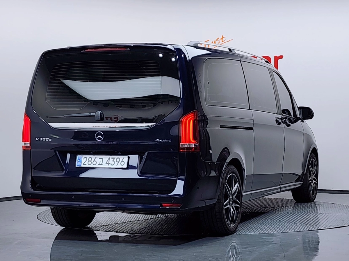 MERCEDES BENZ V-CLASS