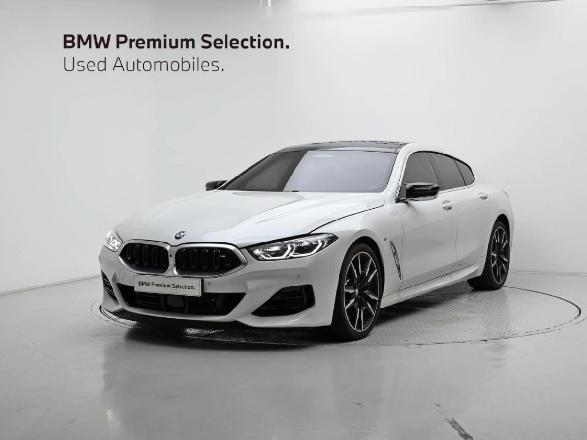 BMW 8-SERIES G15  2023