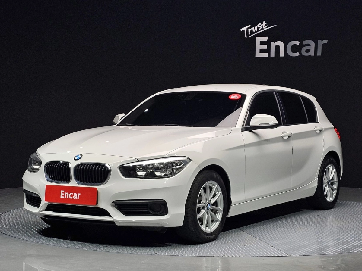 BMW 1-SERIES F20  2019