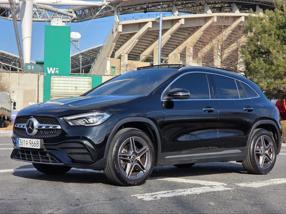 MERCEDES BENZ GLA-CLASS H247