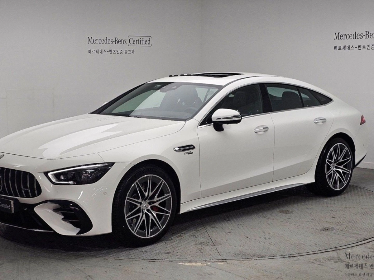 MERCEDES BENZ AMG GT